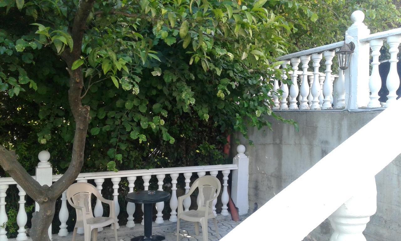 Guest House Amra New Athos Exterior foto
