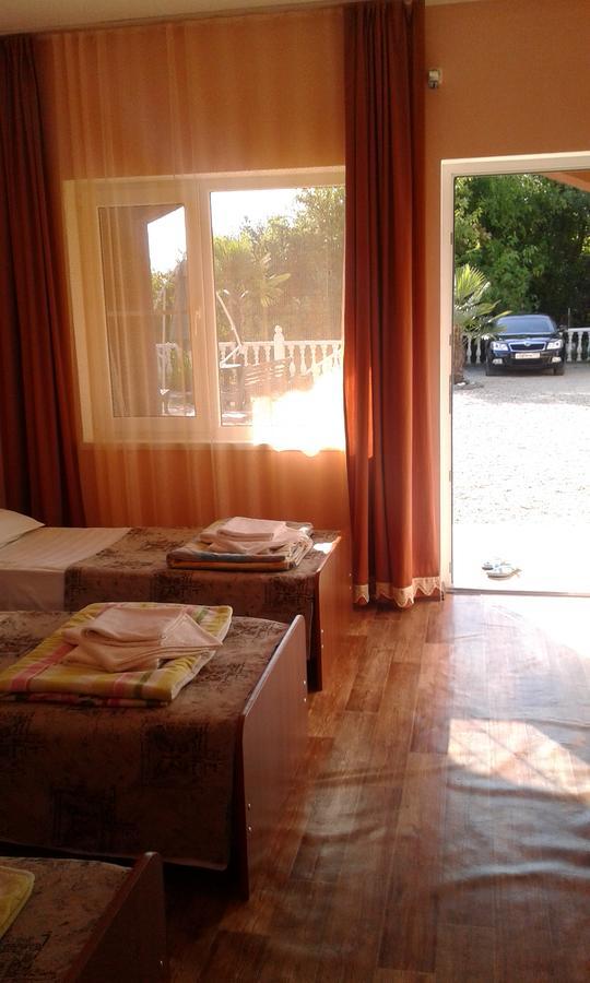 Guest House Amra New Athos Exterior foto